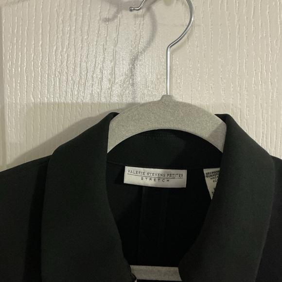 Valerie Stevens Black Women's light jacket - Picture 3 of 14